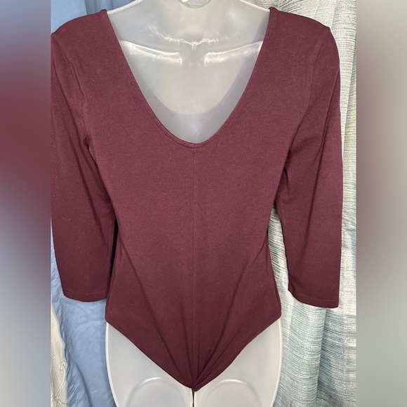 GAP - Maroon 3/4 Long Sleeve Body Suit   Women’s - Size Small (4-6) - Picture 2 of 9
